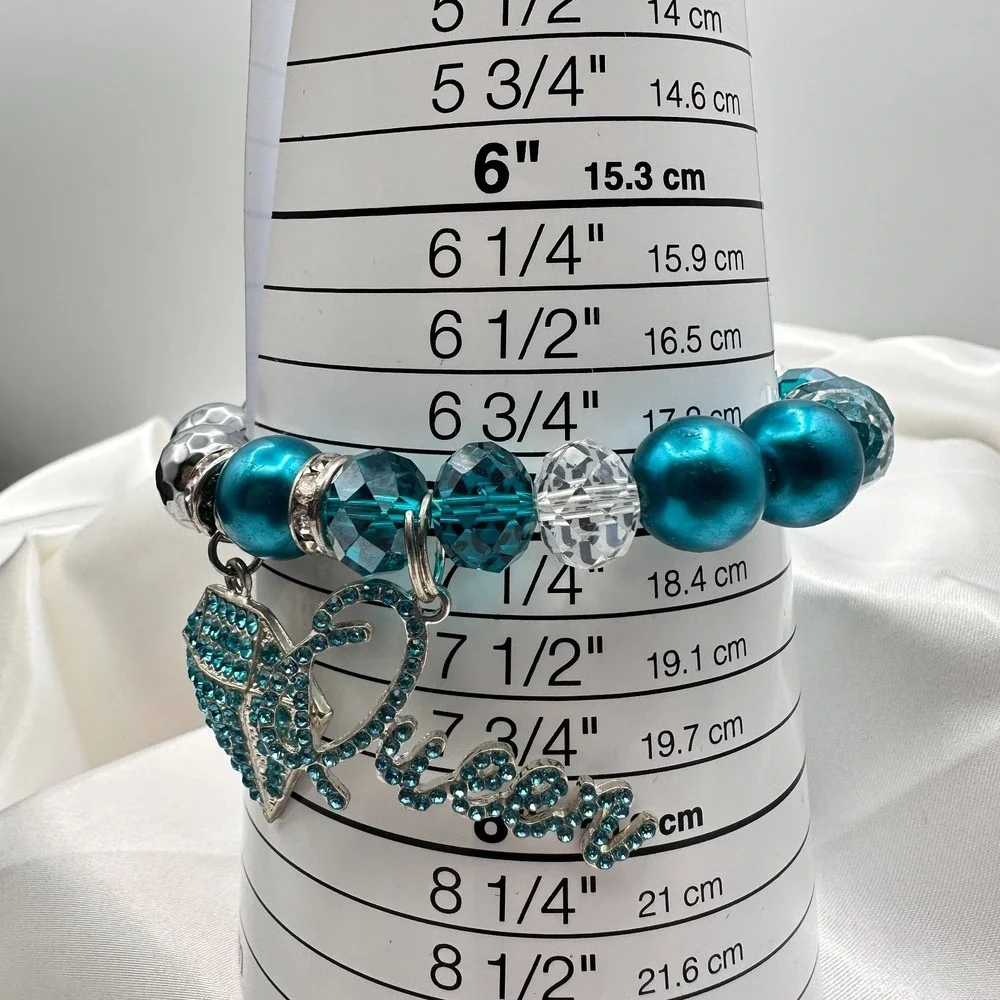 Vintage Y2K Rhinestones Queen Diamond Charm Silver Tone Bracelet Beaded Jewelry